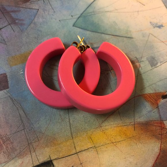 Jewelry - 🩷2/$7 ACCESSORIES🩷 Pink Block Hoop Earrings Costume Jewelry